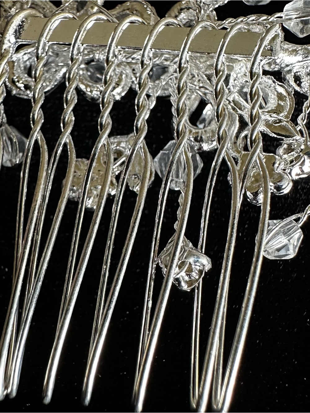 Bridal wedding comb silver tone crystal style rhinestone floral hair headpiece - Picture 13 of 13